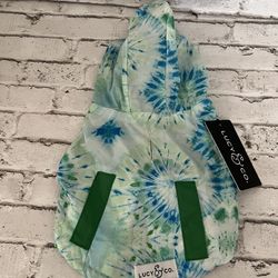 Lucy & Co. tie dye  reversible dog raincoat size Small to medium (new)