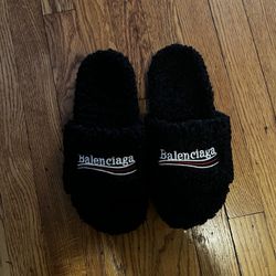 Balenciaga Slides Size 43