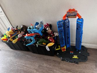Toys Hot wheels/ Disney / Girls And Boys