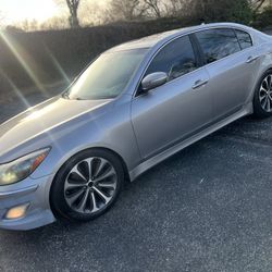 2012 Hyundai Genesis