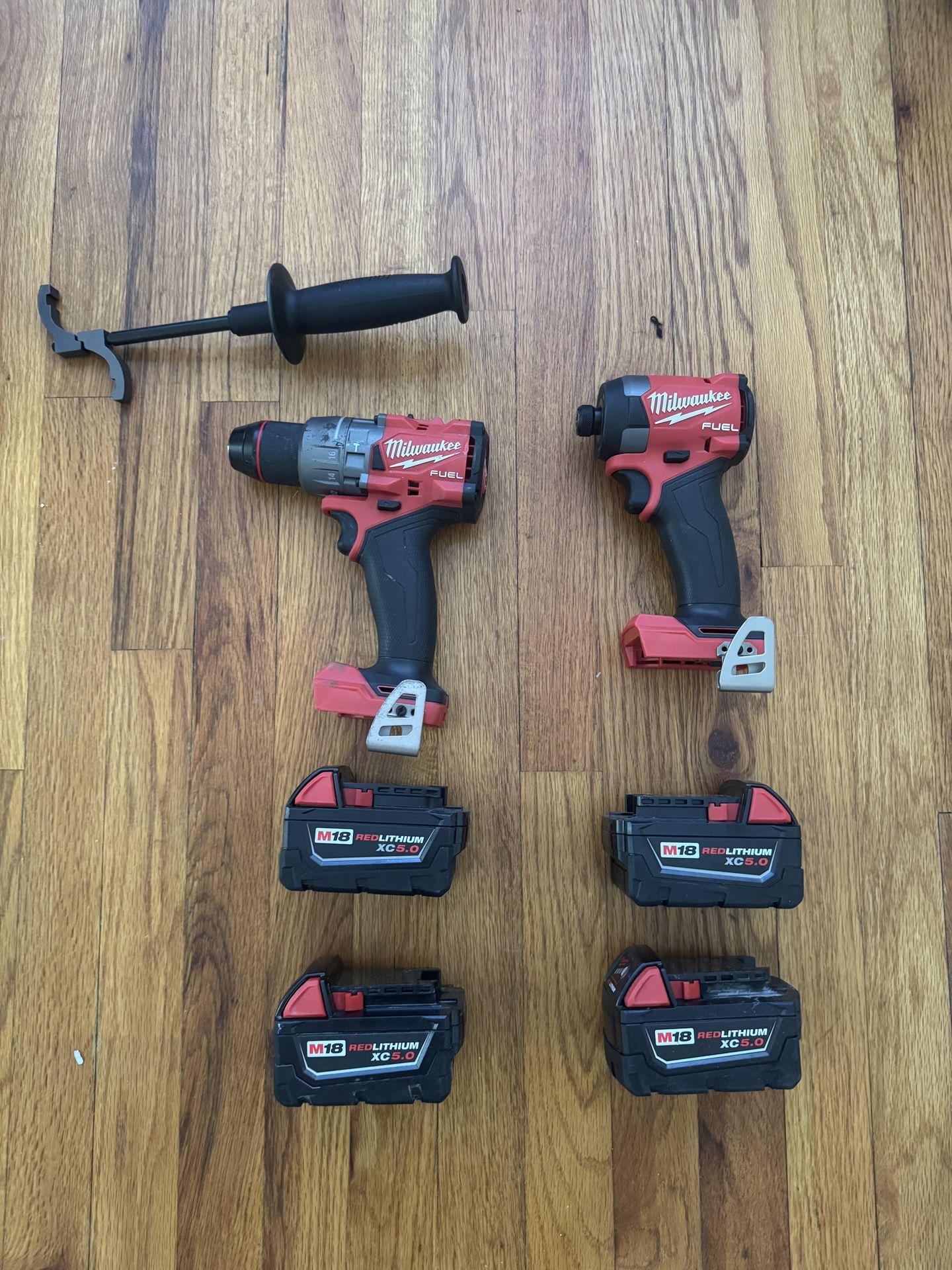 Milwaukee Impact And Drill 4(5amp) Batteries