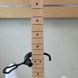Fender Straocaster Electric Guitar 