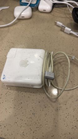 Macbook chager