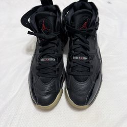 Calzado De Hombre Talla 11.5 De La Marca Jordan Usadas En Buenas Condiciones Por $50 (no Caja )