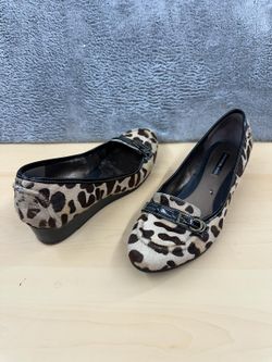 Bandolino Leopard Print Kitten Heel Flats Y2K Retro Style Wedge Shoes
