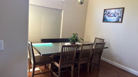 Table with bench and 5 chairs
