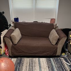 Loveseat/Couch