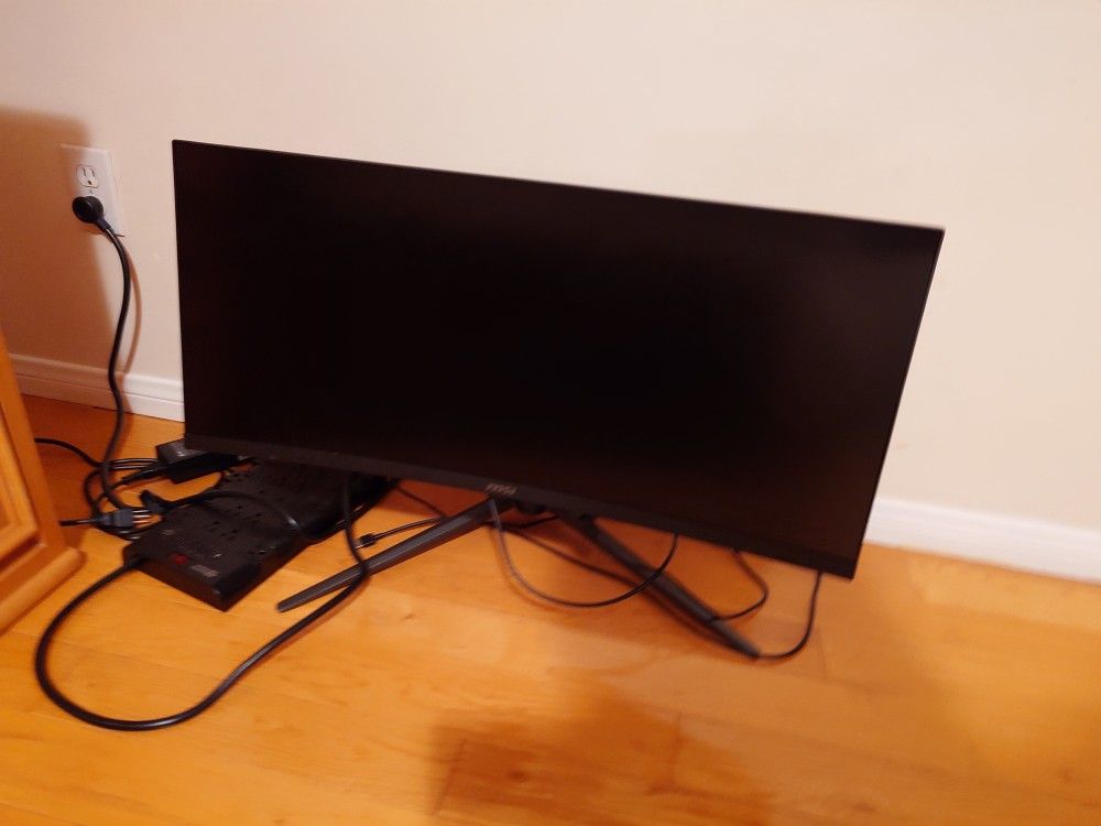 MSI Curved Gaming Monitor 
