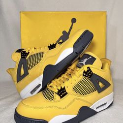 Jordan 4s