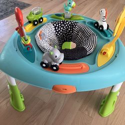 Baby Sit And Stand Play Center 