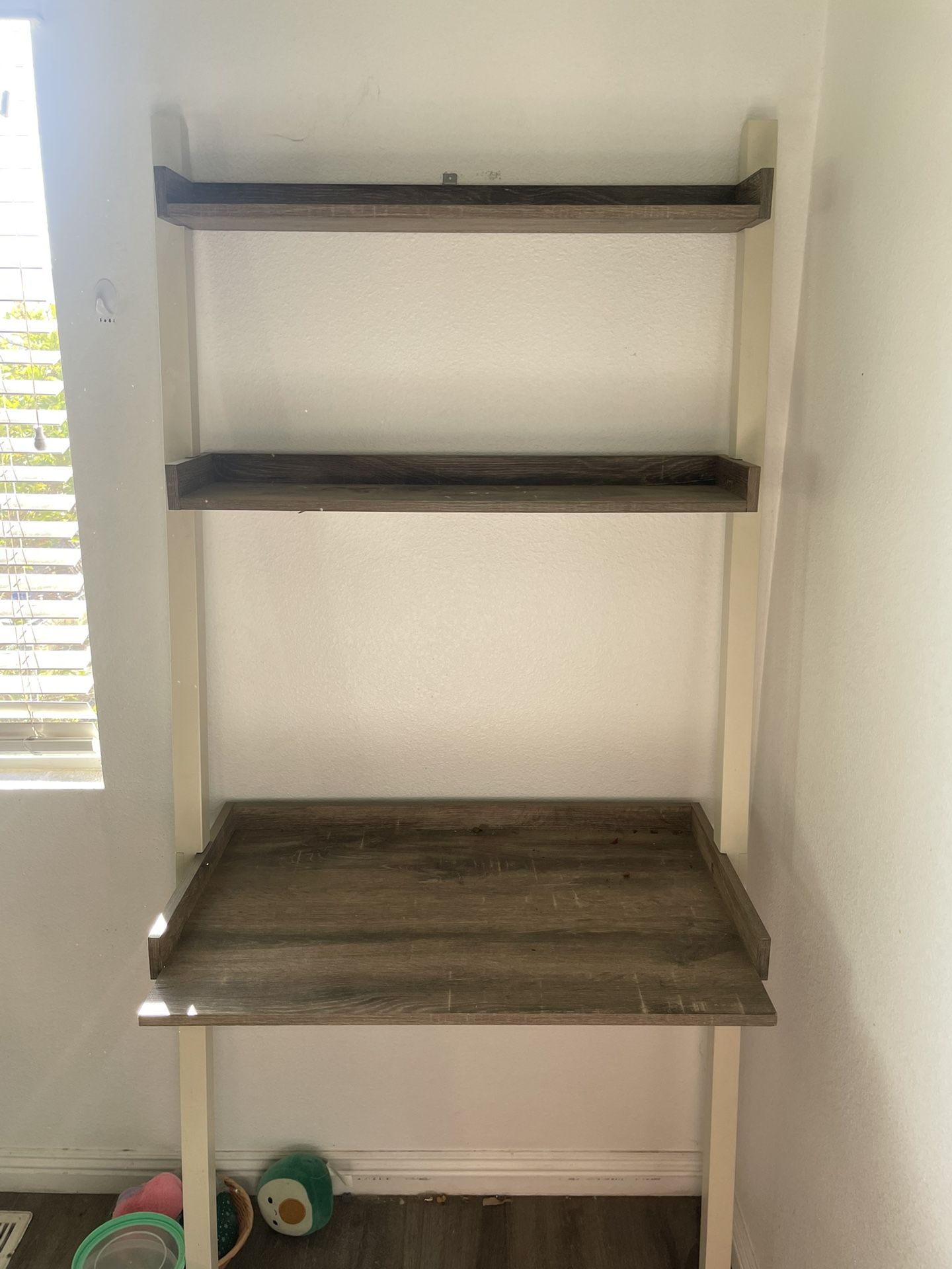 Shelving unit