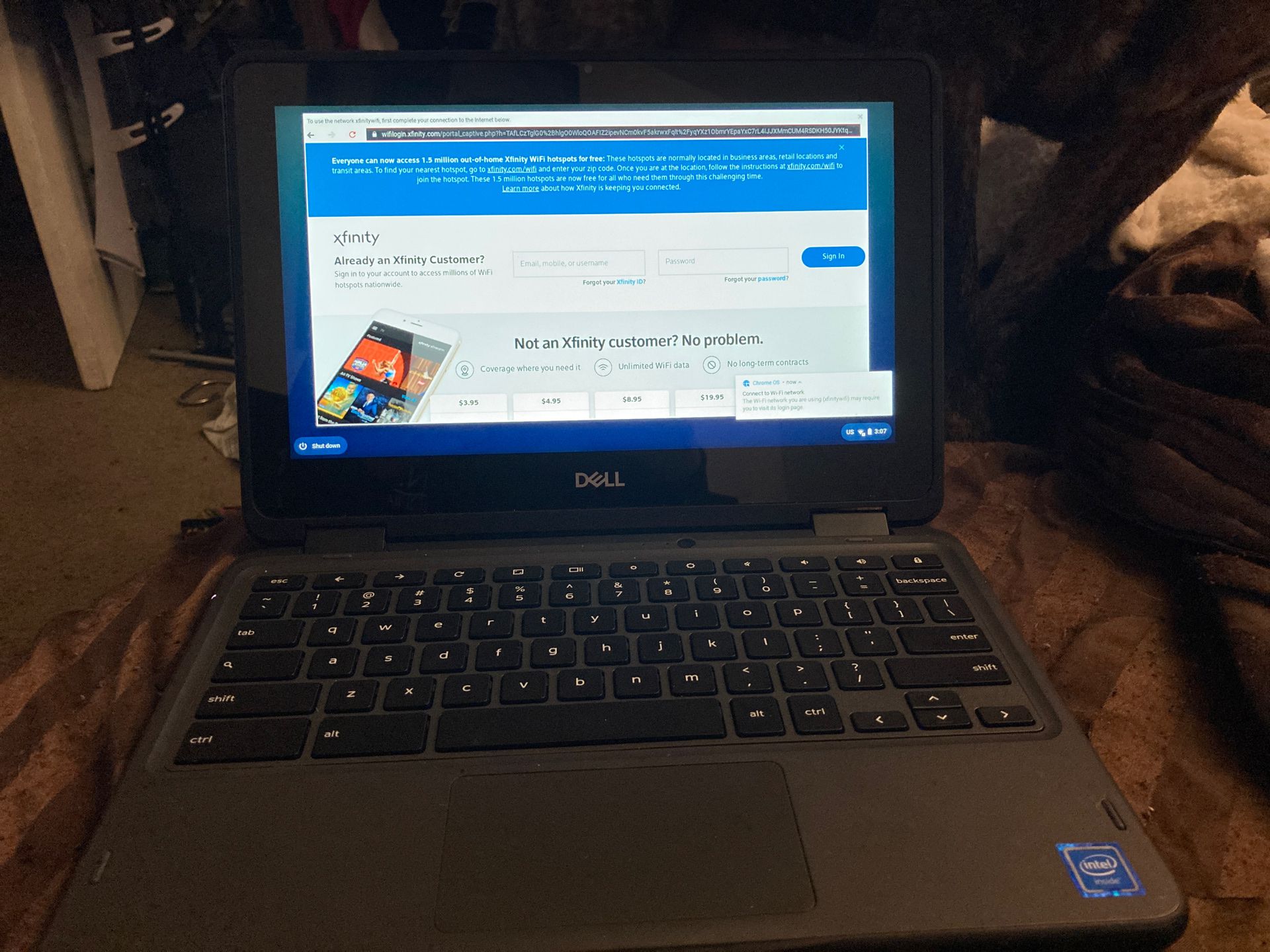 2 in 1 dell chromebook with case, virtually brand new. Never used but has been out of the box.
