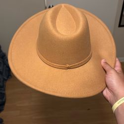 Gentleman’s Hat / 35% Polyester- 65% Cotton