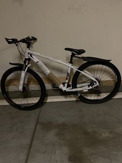 Mountain bike  brand new Cheap!!!
