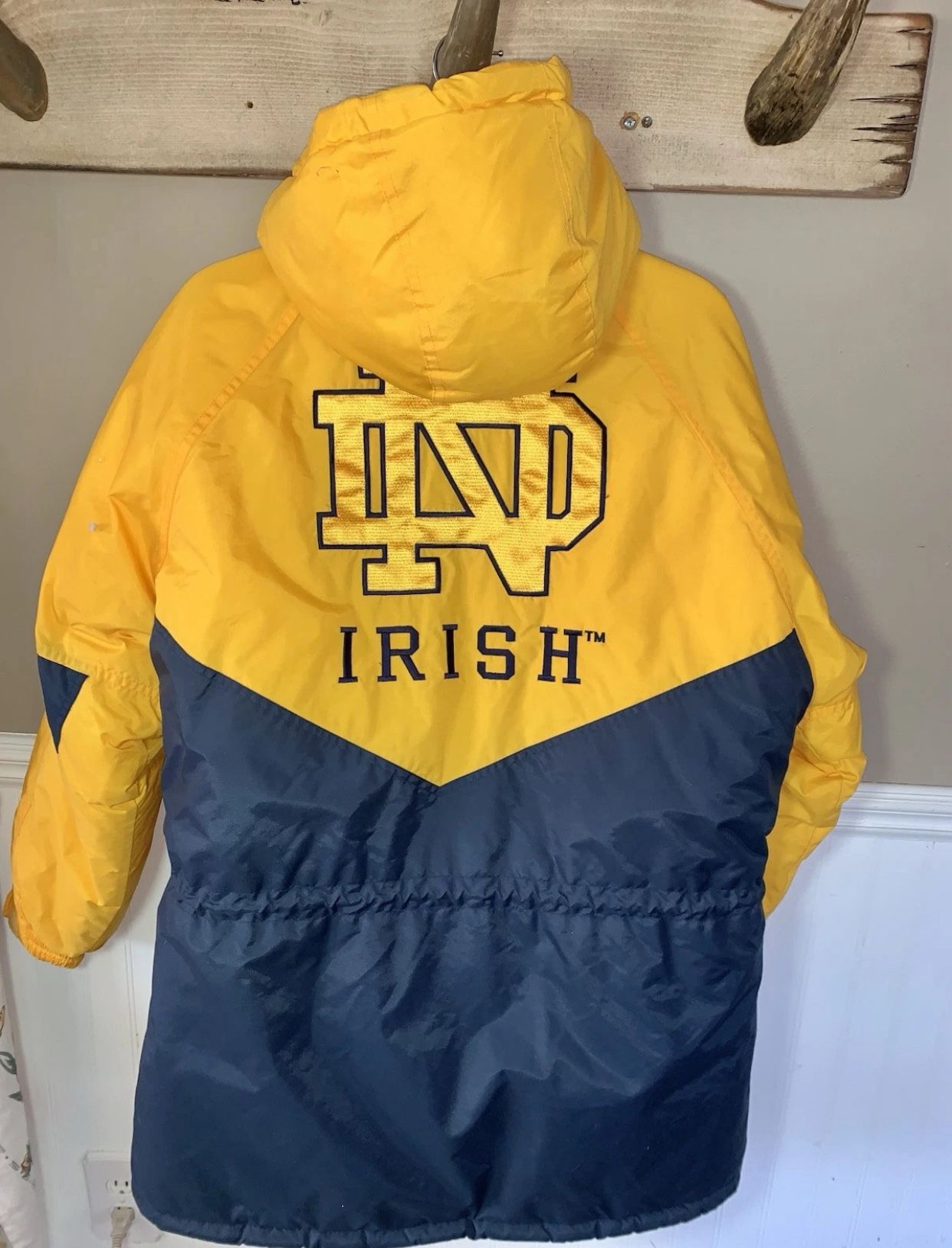 Vintage Notre Dame Fighting Irish Gold Stadium Parka Official Jacket M