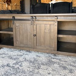 good condition *w60"H29"D17" * 