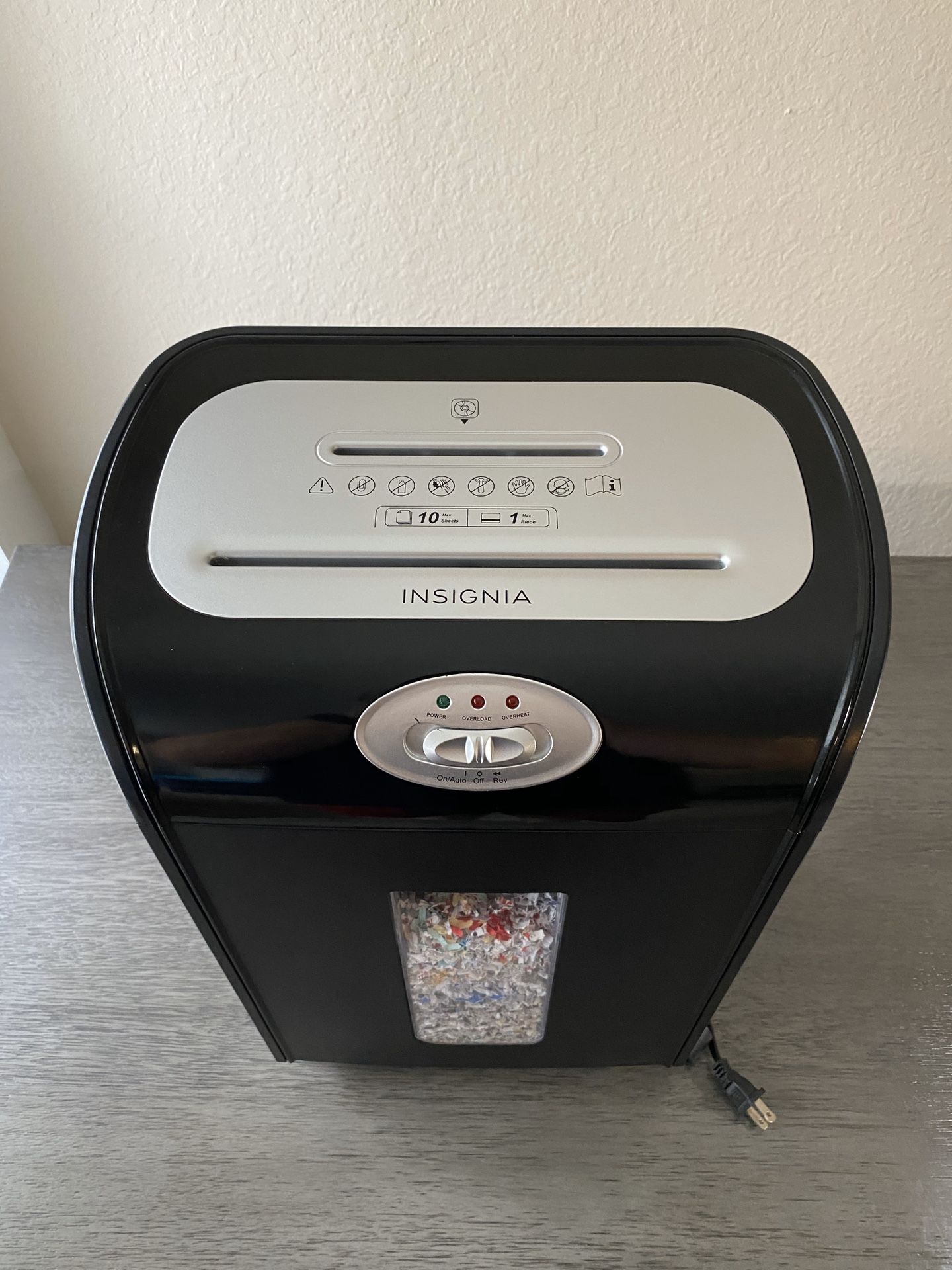 Insignia Microcut Shredder