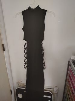 Black Sleeveless Maxi Dress with Side Lace-Up