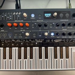 Arturia Microfreak Synthesizer