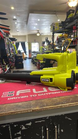 RYOBI ONE+ 18V 90 MPH 250 CFM Cordless Battery Leaf Blower/Sweeper TOOL ONLY