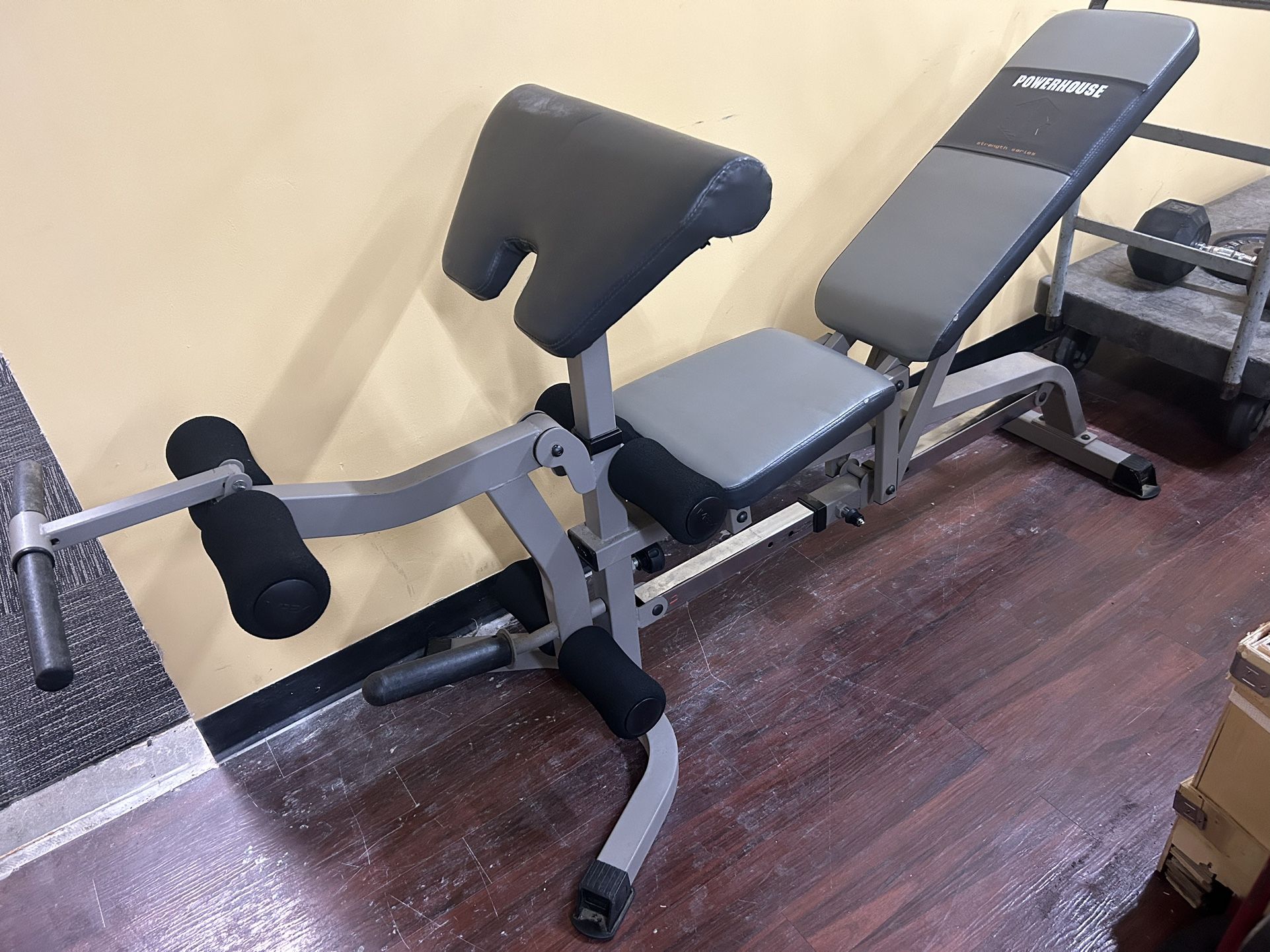 Powerhouse Adjustable Bench With Leg Attachment