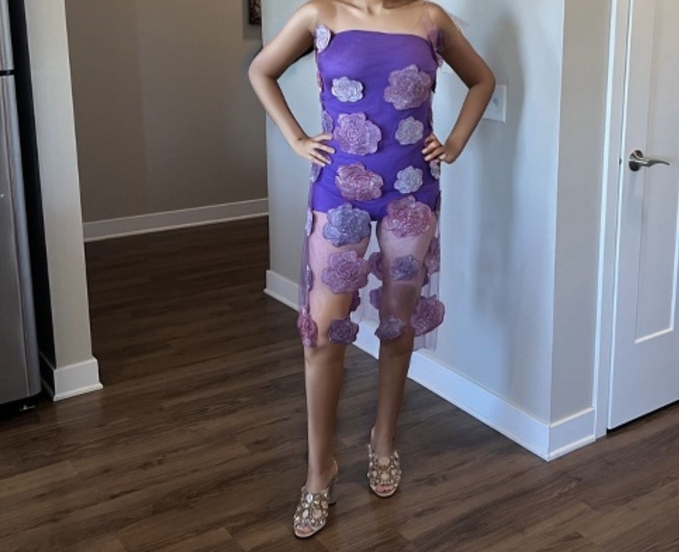 Woman’s Purple Floral Exquisite Designer Cocktail Prom Party dress New Size Med