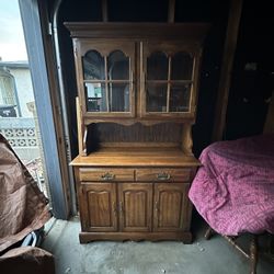 Cochrane 6 Piece Dining Set & Hutch 