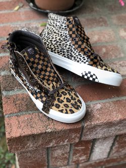 Vans sales vault safari