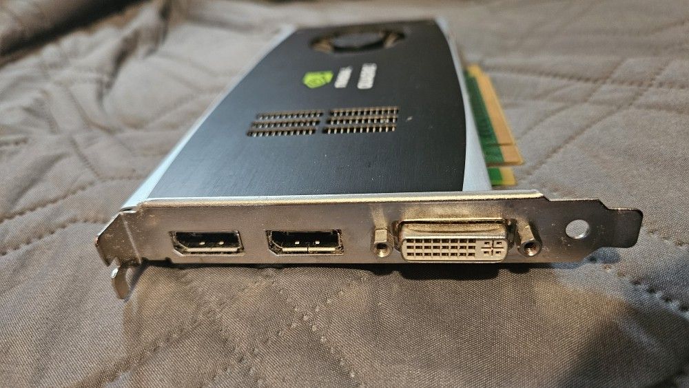 PNY VCQFX1800-PCIE-PB Quadro FX 1800 768MB 192-bit GDDR3 PCI Express 2