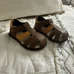 Uggs Sandals Sz 7