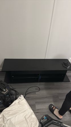 Entertainment center