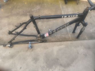 LEADER bike frame with rock Shox j4