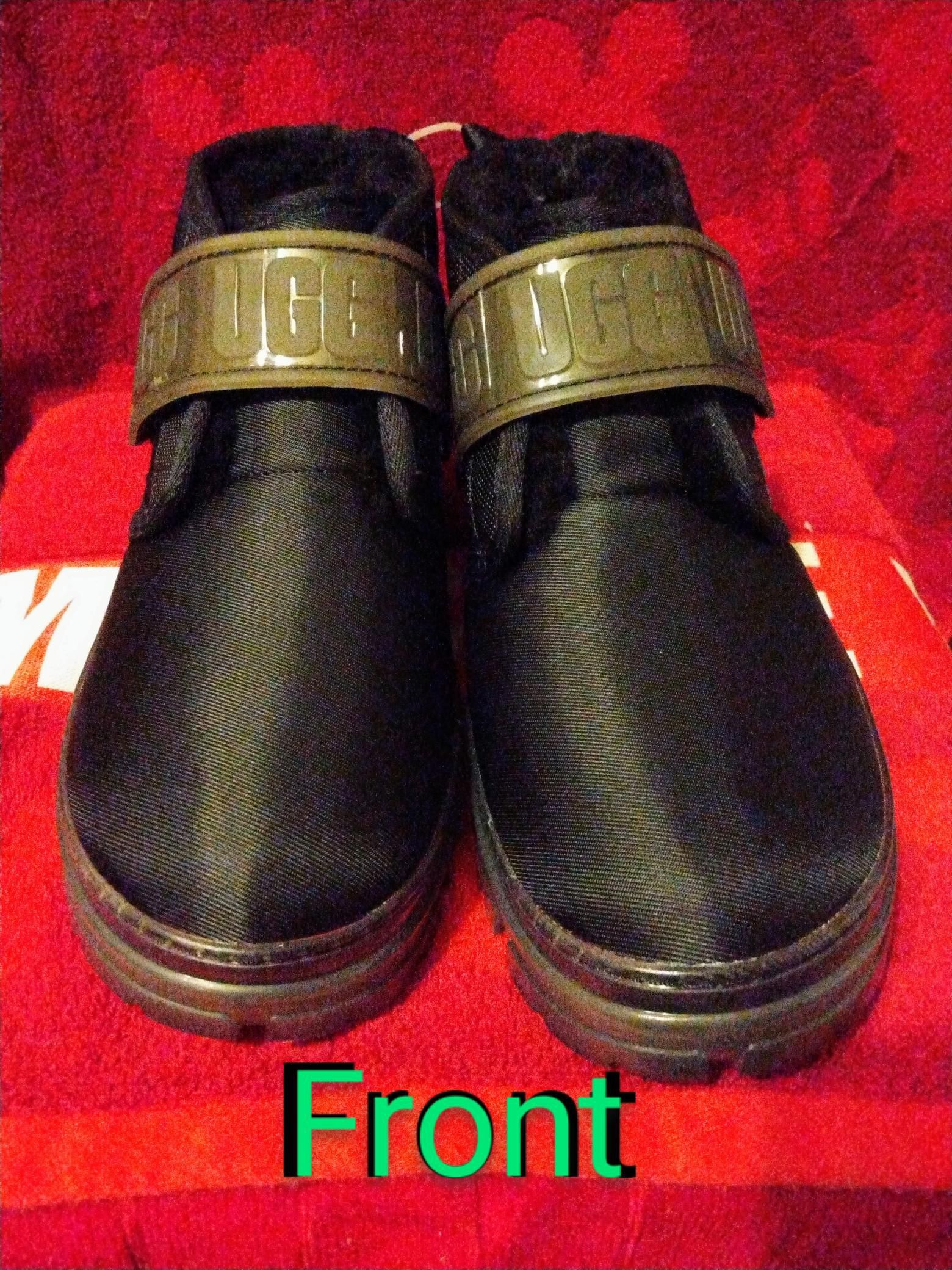 UGG   Neumell Clear  Black  Size 6  Unisex 