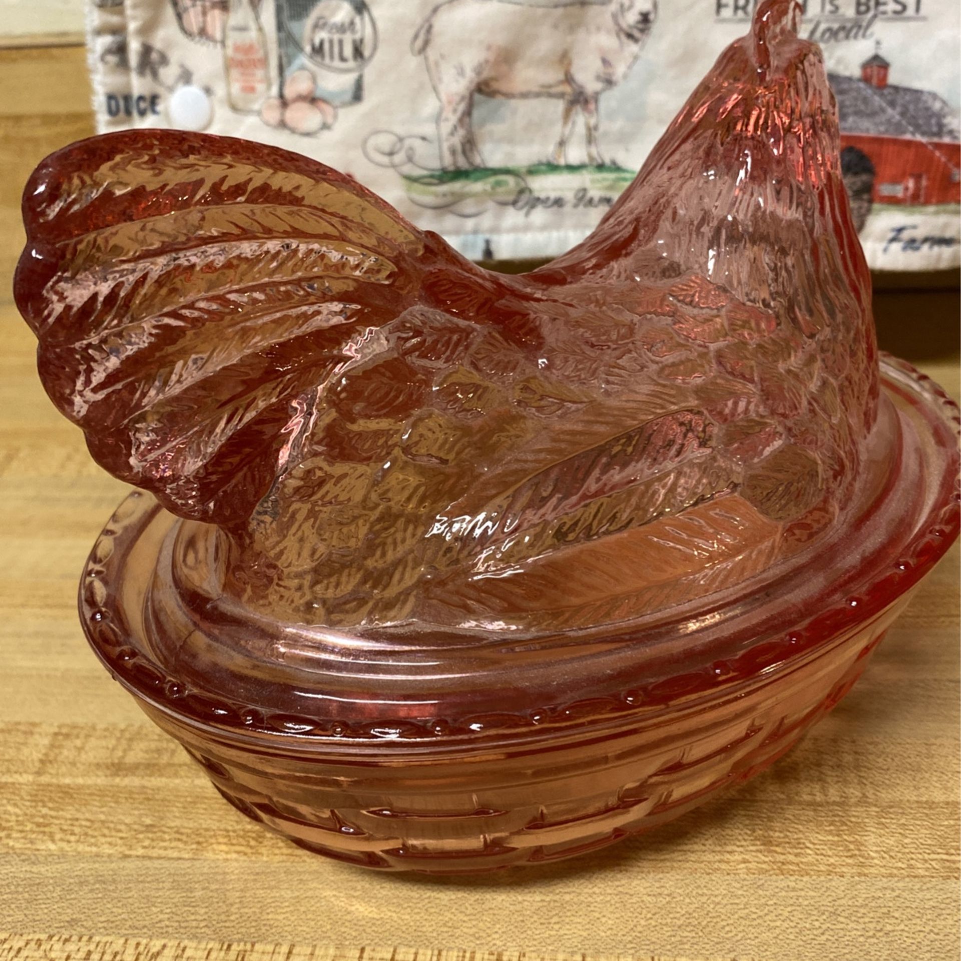 Vintage Longaberger Pink outlets Glass Hen on Nest Covered Candy Dish / Trinket Dish