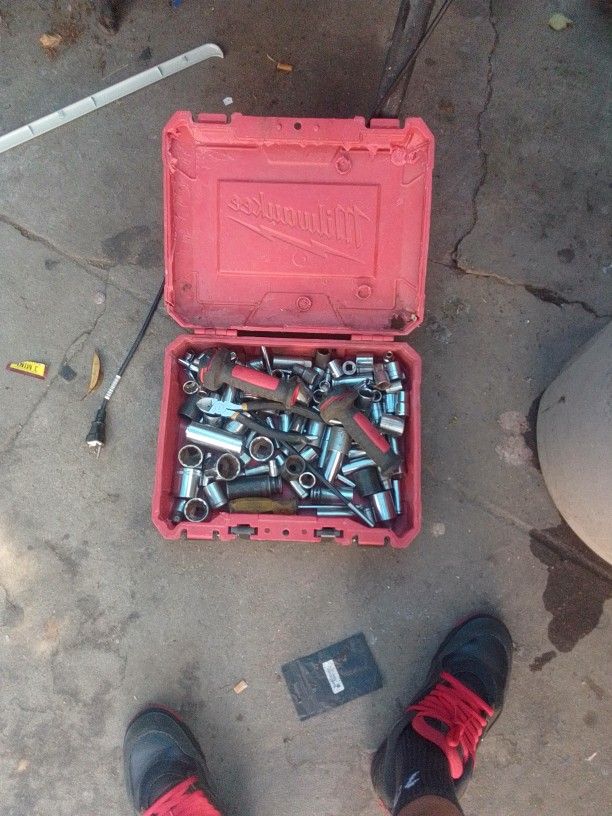 Milwaukee Too Box Different Size Sockets And Miscellaneous Items