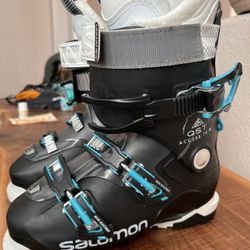 Salomon QST 70 Women’s Ski Boot 25.5
