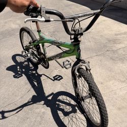 Kent Bmx Chaos FS20 Freestyle BMX Bicycle (green Color) Used