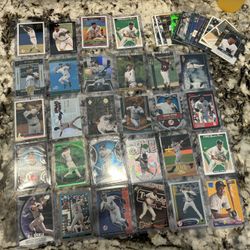 Derek Jeter Lot Of 40 Cards Yankees Inserts RC Serial Numbered