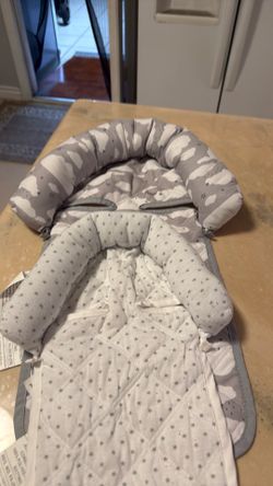 Infants liner for head support
