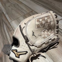 Mizuno Fastpitch Prime Elite Glove 12”
