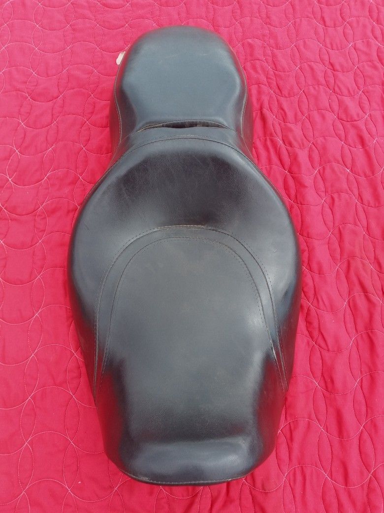 Harley Davidson 2005 Read King Seat
