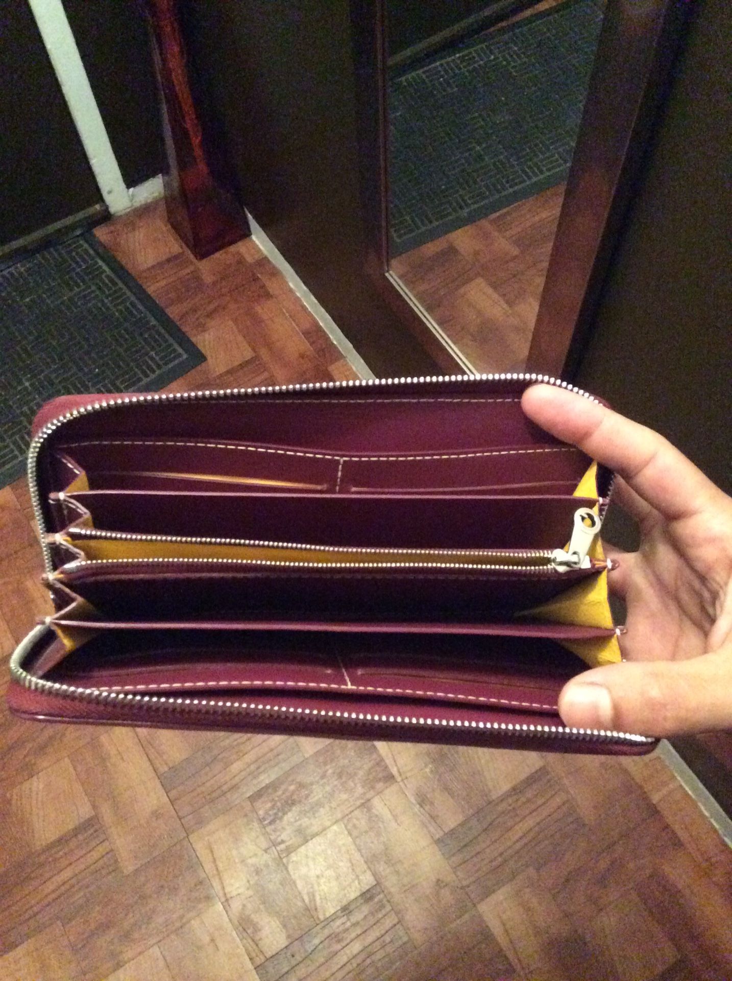 Goyard matignon long wallet for Sale in Larchmont, NY - OfferUp