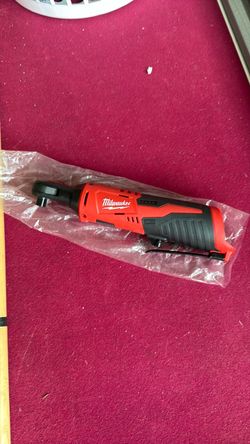 Milwaukee M12