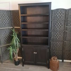 Ashley Furniture Carlyle Bookcase