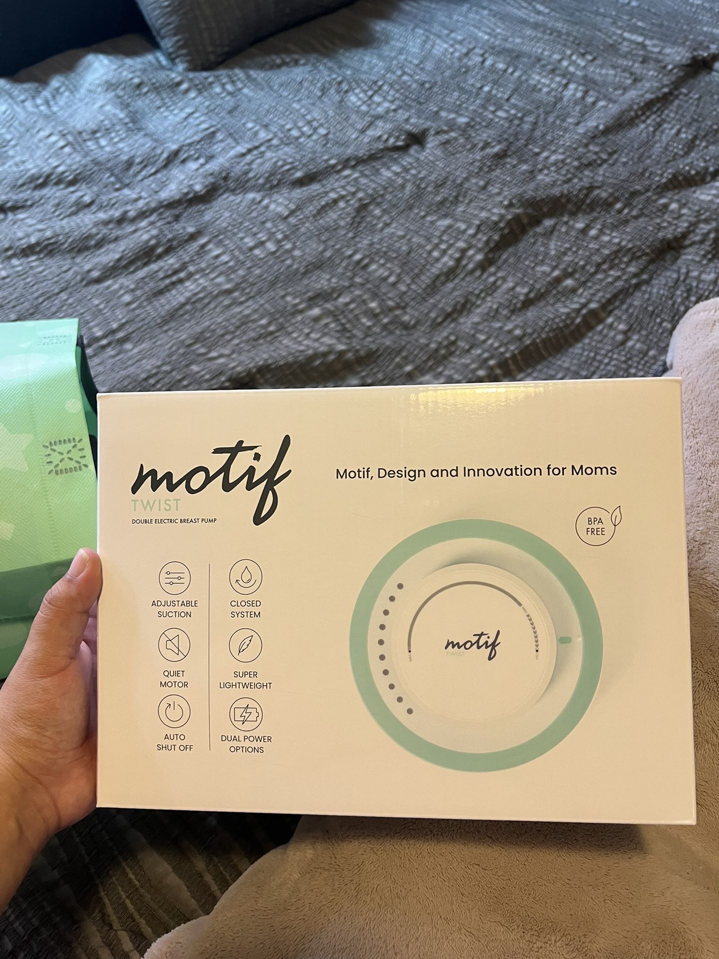 Motif Breast pump 