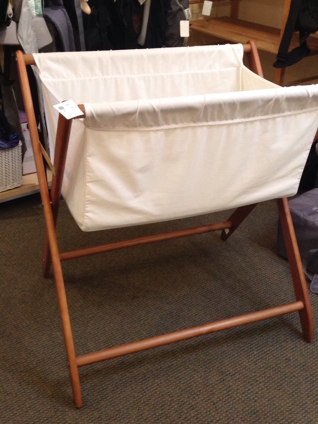 Cariboo Folding Wood Bassinet
