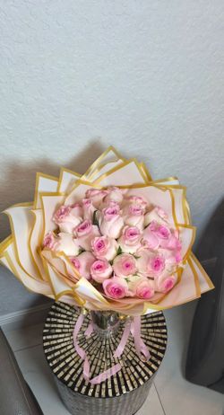 Rosas rosadas.