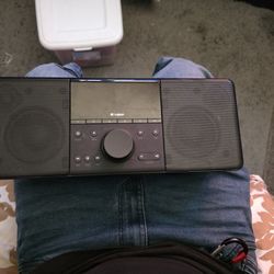 Logitech Squeezebox Boom All In One Network Music Player
