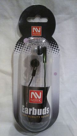 Headphones/earbuds/headset