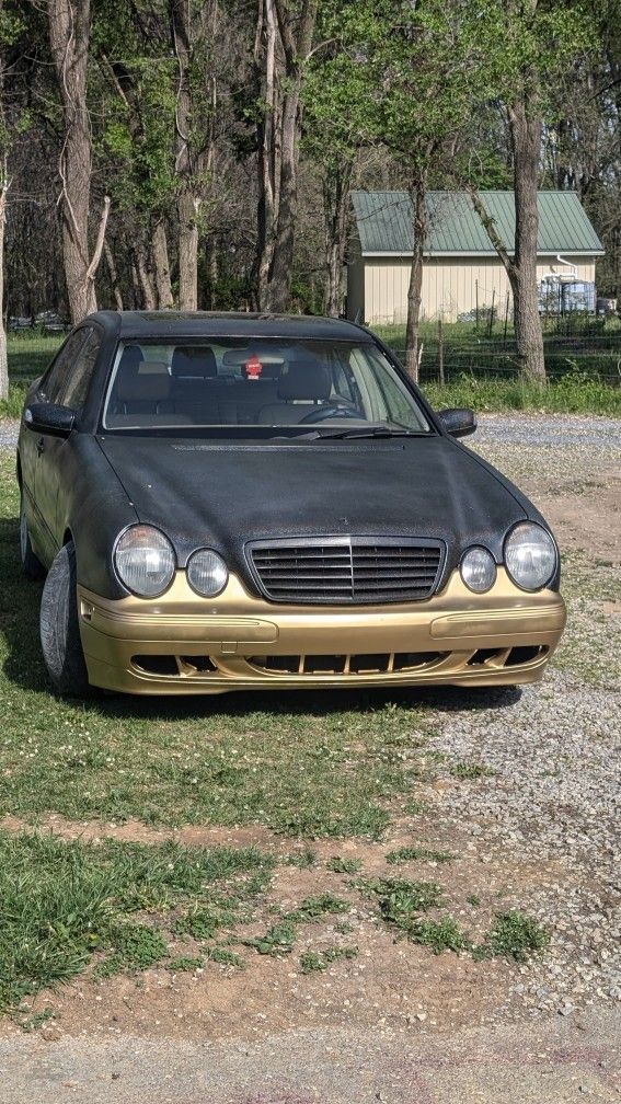 2000 Mercedes Benz E320